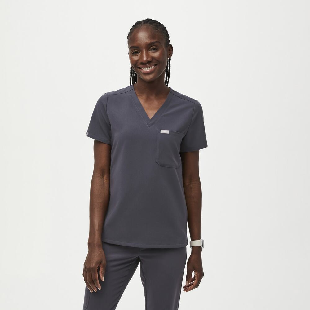 Figs Catarina One-Pocket V-Neck Short Sleeve Classic Scrub Top Charcoal Gray S